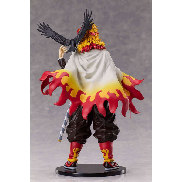 Demon Slayer Kimetsu no Yaiba Estatua Kyojuro Rengoku Flame Hashira 20 cm