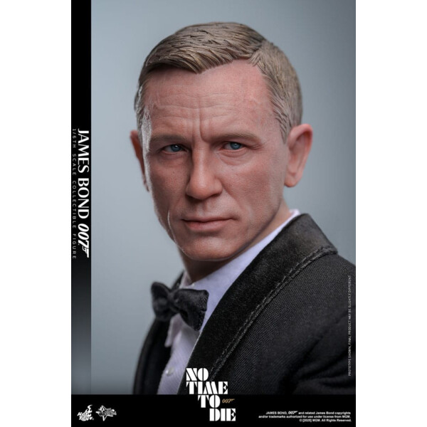 Hot Toys 1/6 James Bond – No Time to Die (30 cm)
