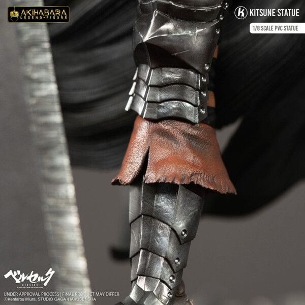 Kitsune Statue – Berserk Akihabara Legend Figure 1/8 Guts (30 cm)