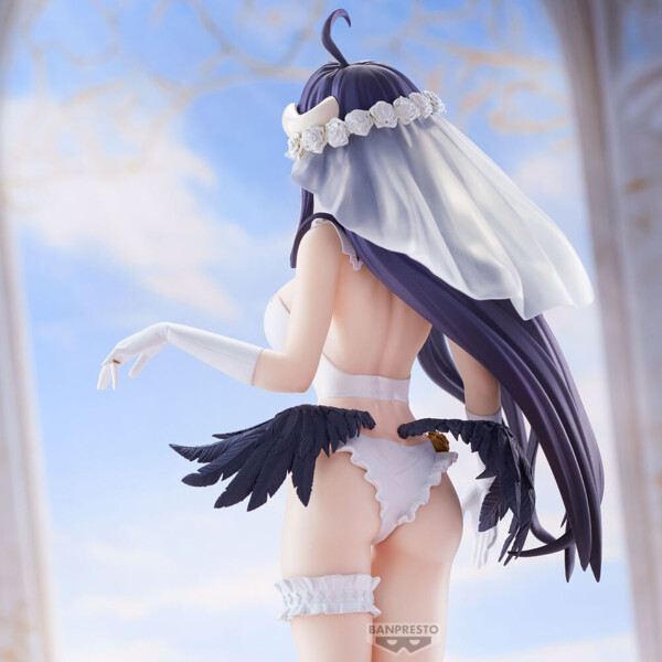 La belleza demoníaca de Nazarick en tu vitrina 🖤 – Albedo Glitter & Glamorous (27 cm)